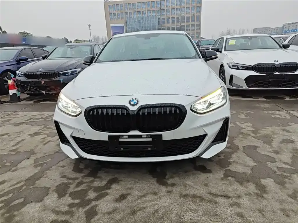 BMW 1 Series 2022 из CN, фото 8