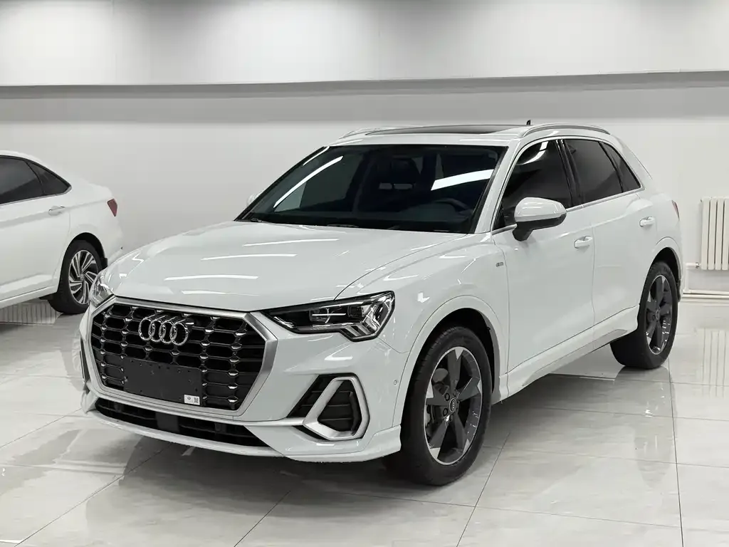 Audi Q3 2021 из CN, фото 1