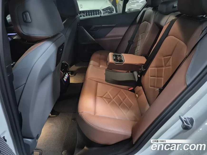 BMW 5-Series 2024 из KR, фото 8