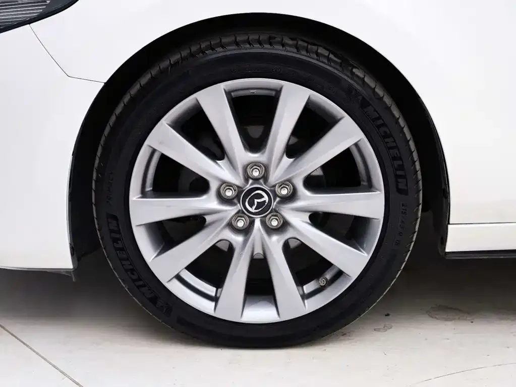 Mazda 3 Axela 2021 из CN, фото 2