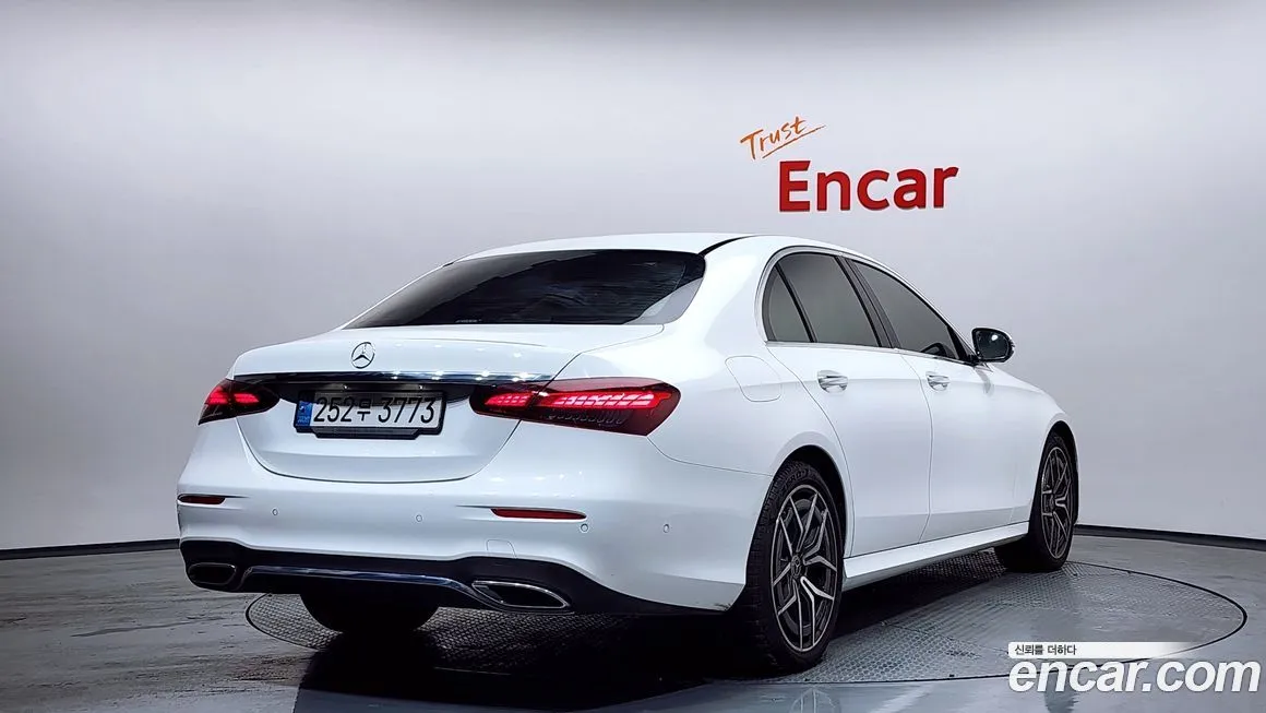 Mercedes-Benz E-Class 2023 из KR, фото 4