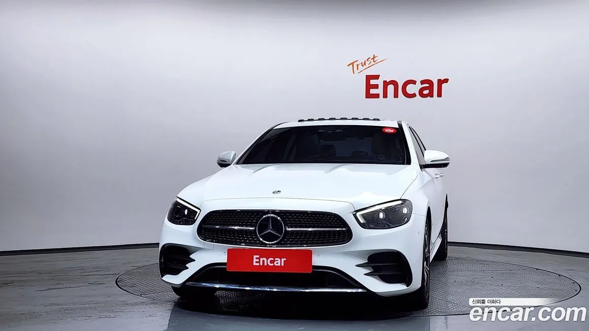 Mercedes-Benz E-Class 2023 из KR, фото 2