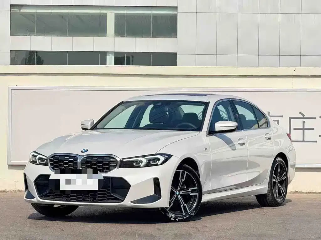 BMW 3 Series 2024 из CN, фото 1