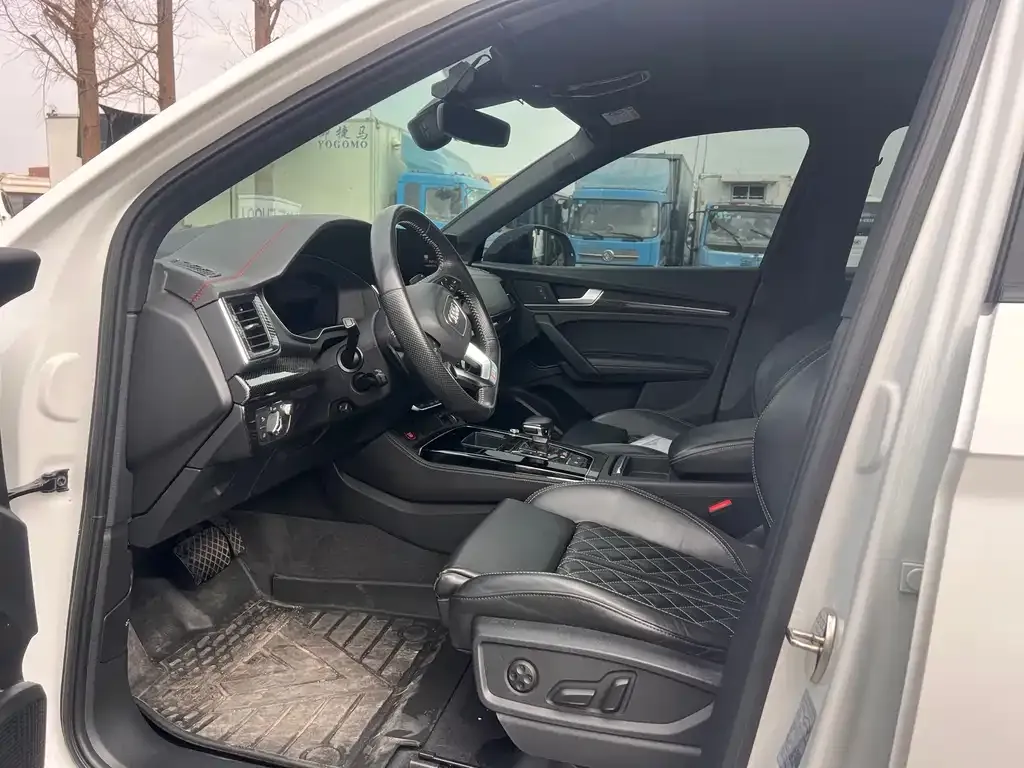 Audi Q5L Sportback 2022 из CN, фото 10
