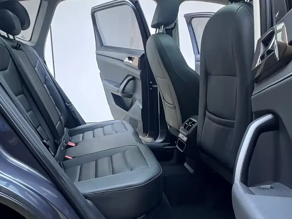 Volkswagen Tharu 2022 из CN, фото 5