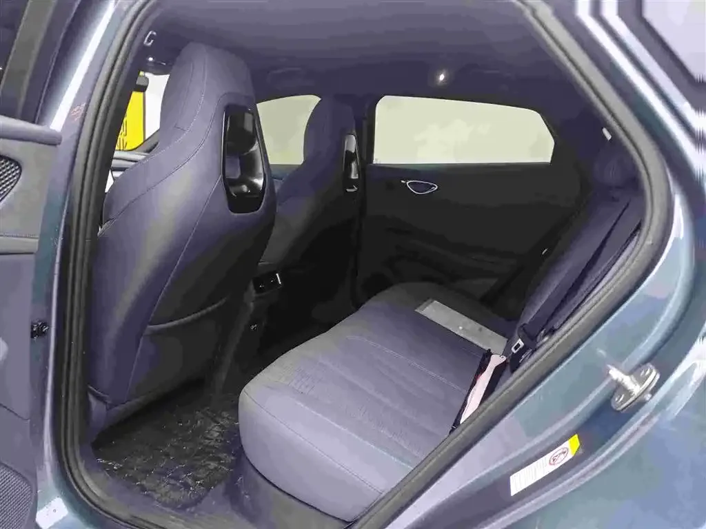 BYD Seal 06GT 2025 из CN, фото 10