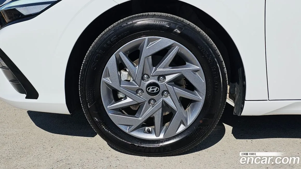 Hyundai AVANTE — фото 10