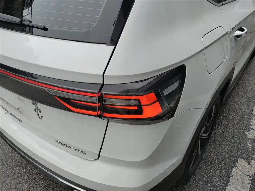 Volkswagen Tharu 2023 из CN, фото 3