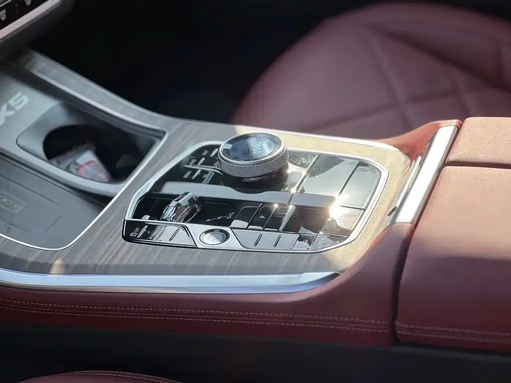 BMW X5 2025 из CN, фото 3