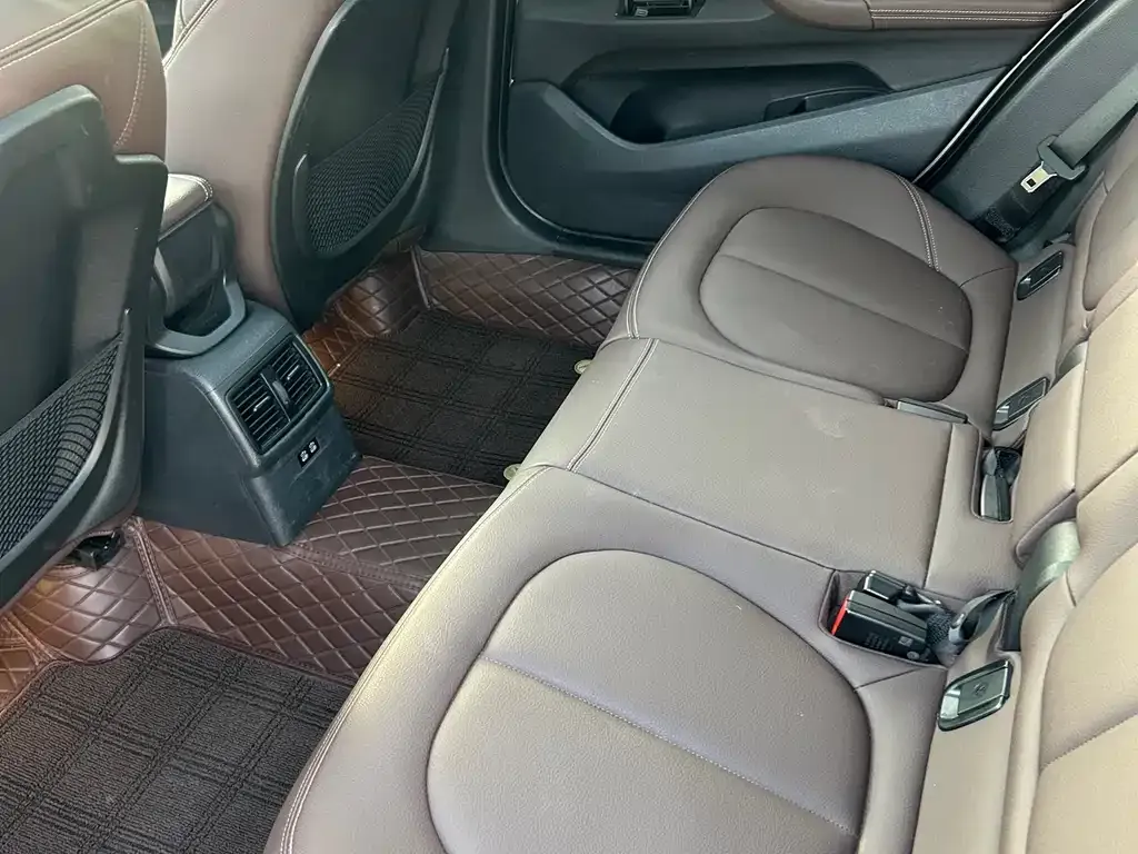 BMW X1 2022 из CN, фото 8