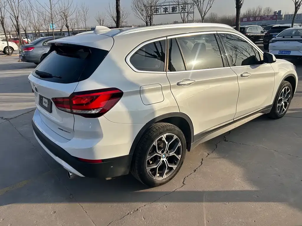 BMW X1 2022 из CN, фото 9