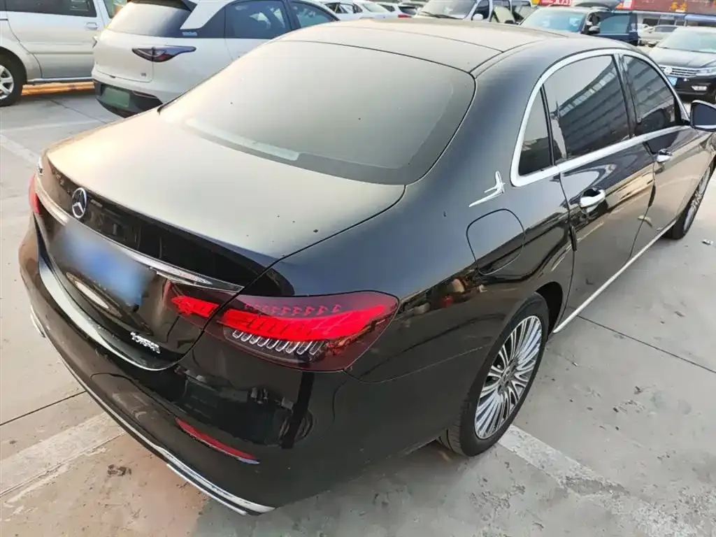 Mercedes-Benz E-Class 2023 из CN, фото 8