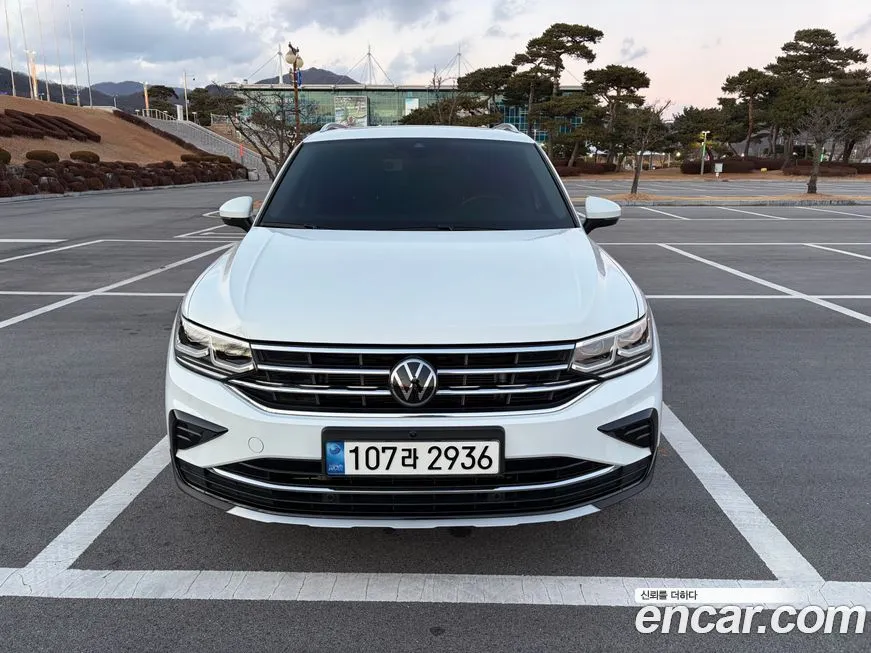 Volkswagen Tiguan — фото 1