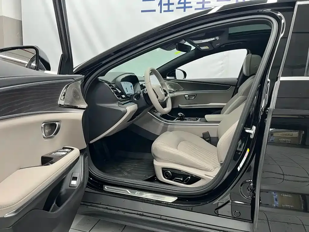 BYD Han 2025 из CN, фото 7