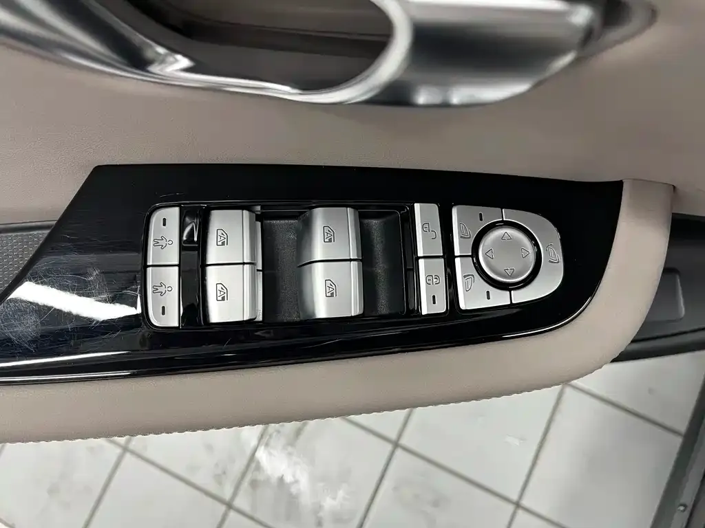 BYD Han 2025 из CN, фото 6