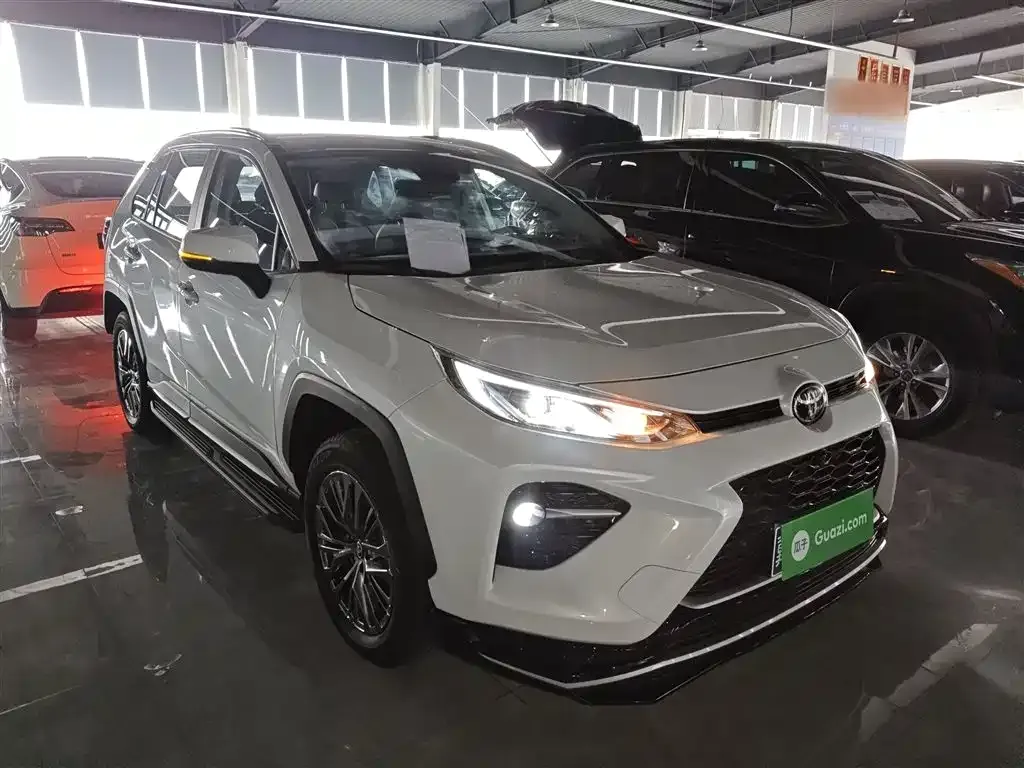 Toyota Wildlander 2023 из CN, фото 7