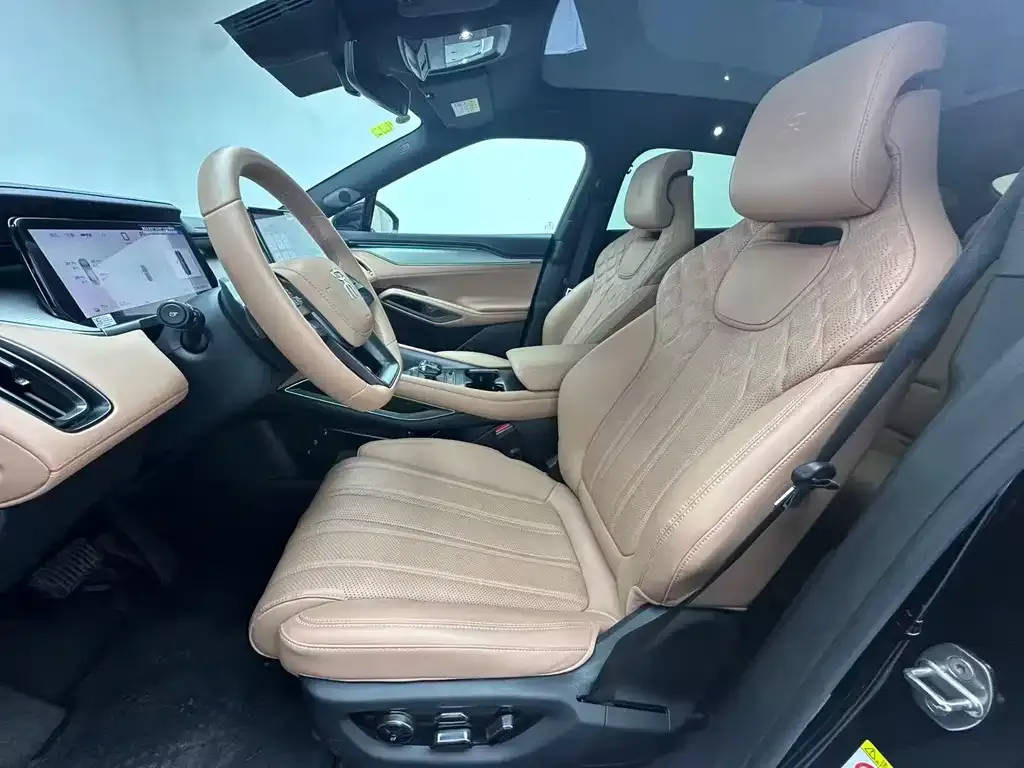 BYD L EV 2025 из CN, фото 6
