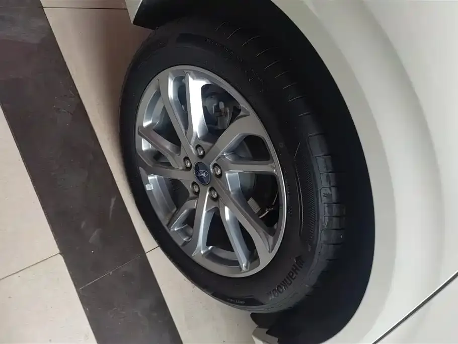 Ford Mondeo 2024 из CN, фото 3