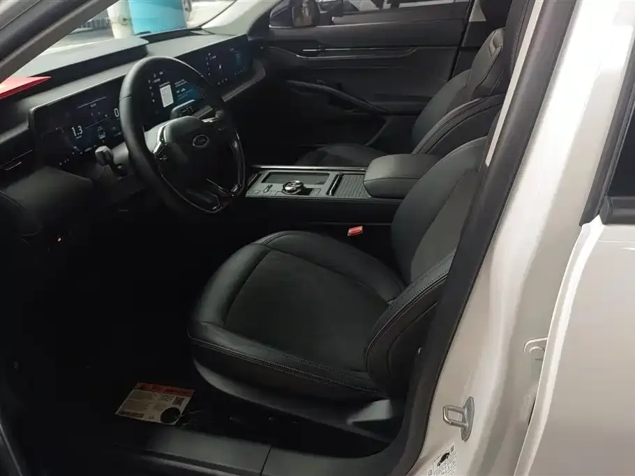Ford Mondeo 2024 из CN, фото 4