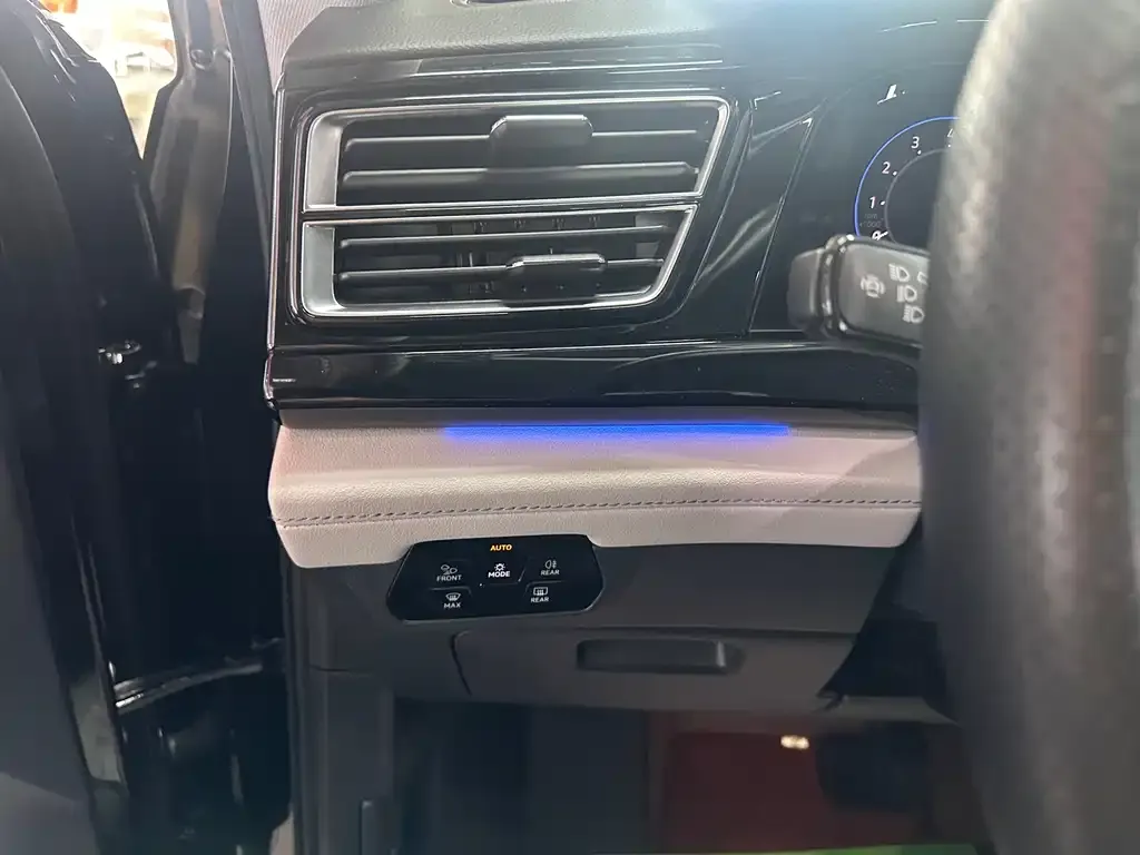 Volkswagen Teramont 2023 из CN, фото 6