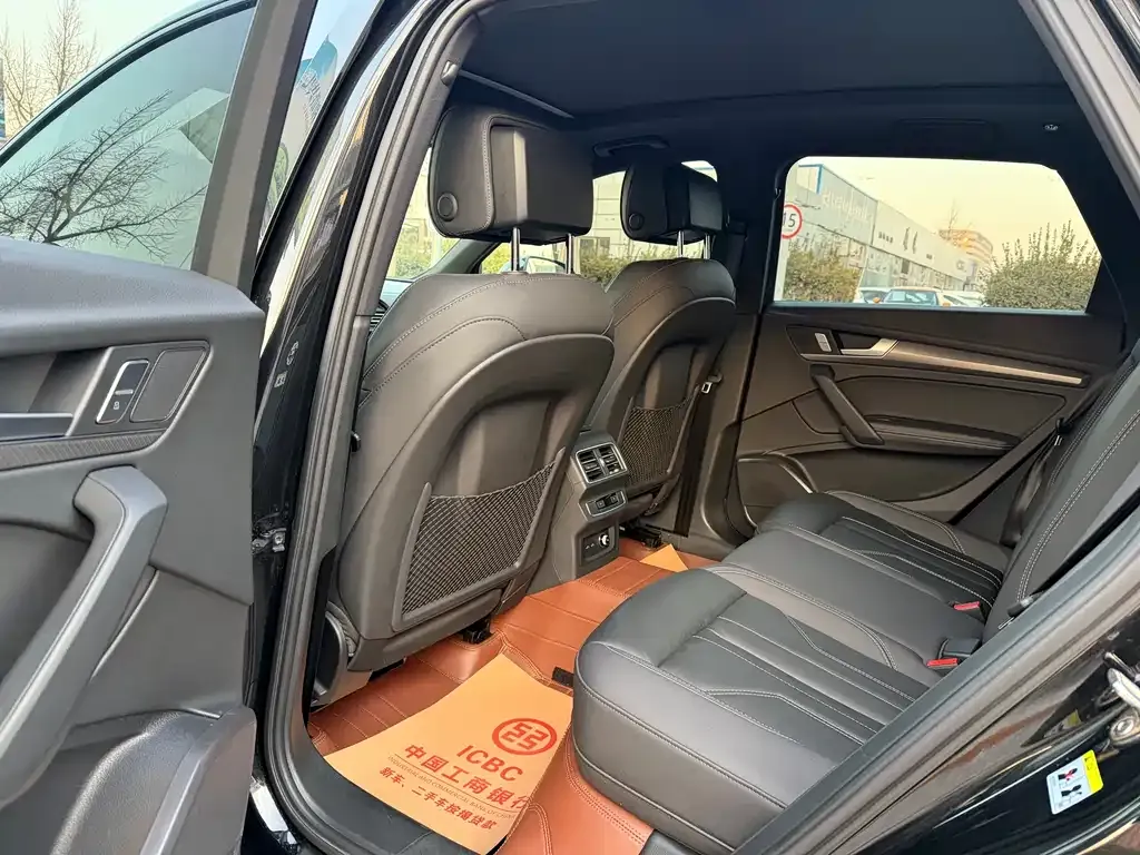 Audi Q5L 2024 из CN, фото 6