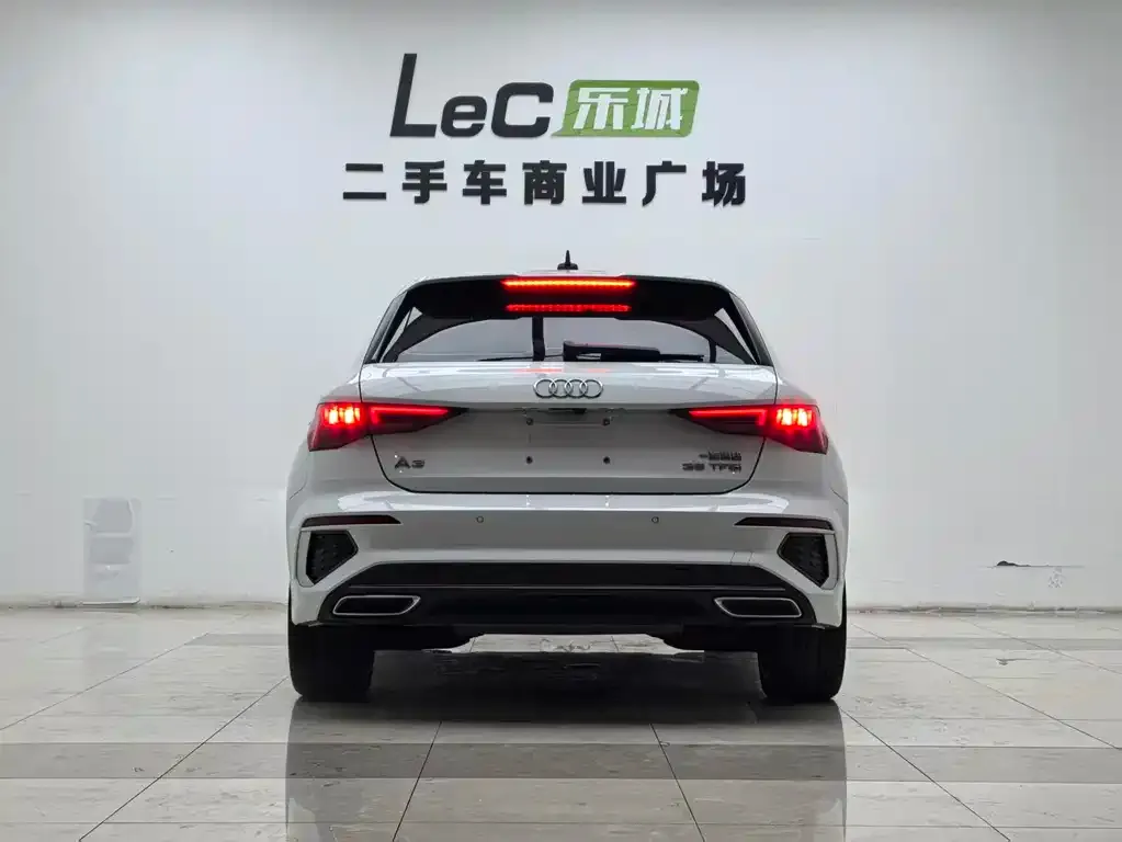 Audi A3 2024 из CN, фото 3