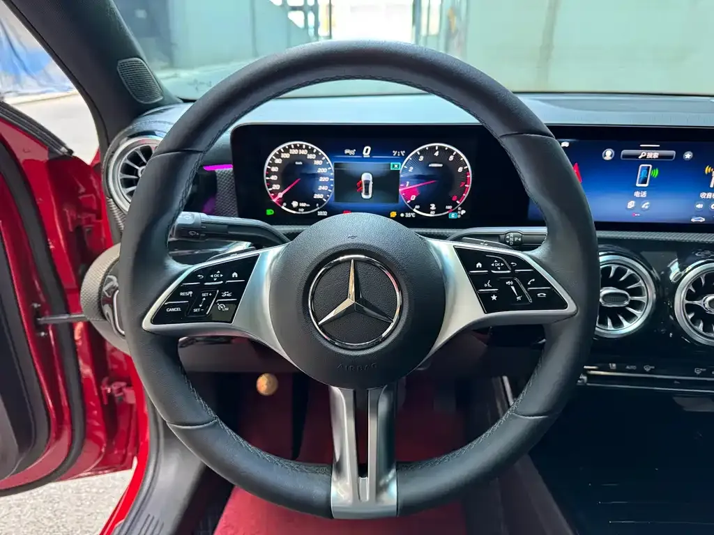 Mercedes-Benz A-Class 2023 из CN, фото 5