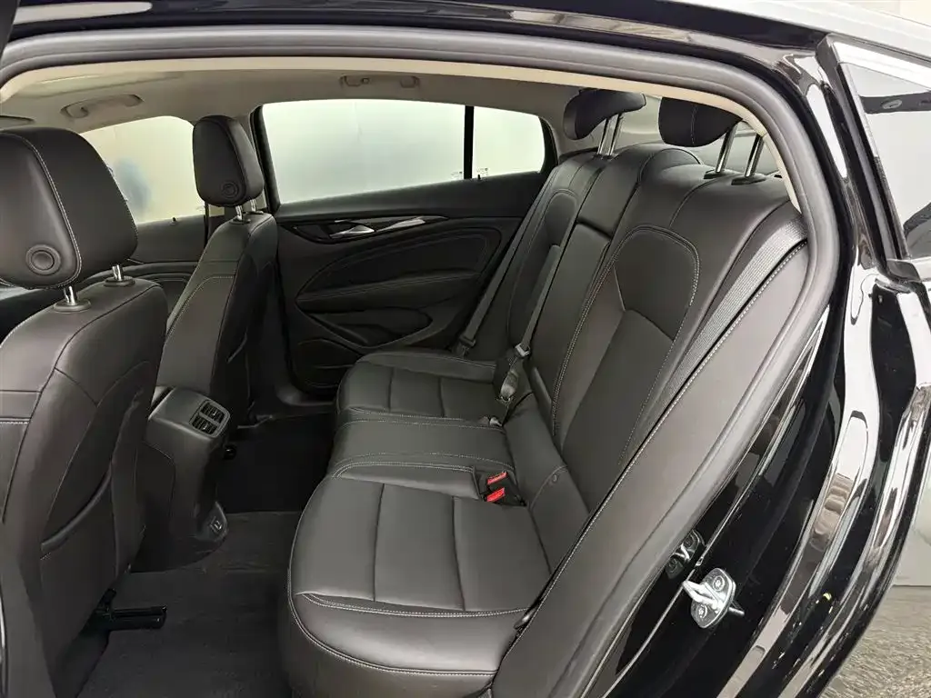 Buick Regal 2025 из CN, фото 5
