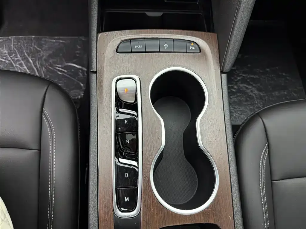 Buick Regal 2025 из CN, фото 7