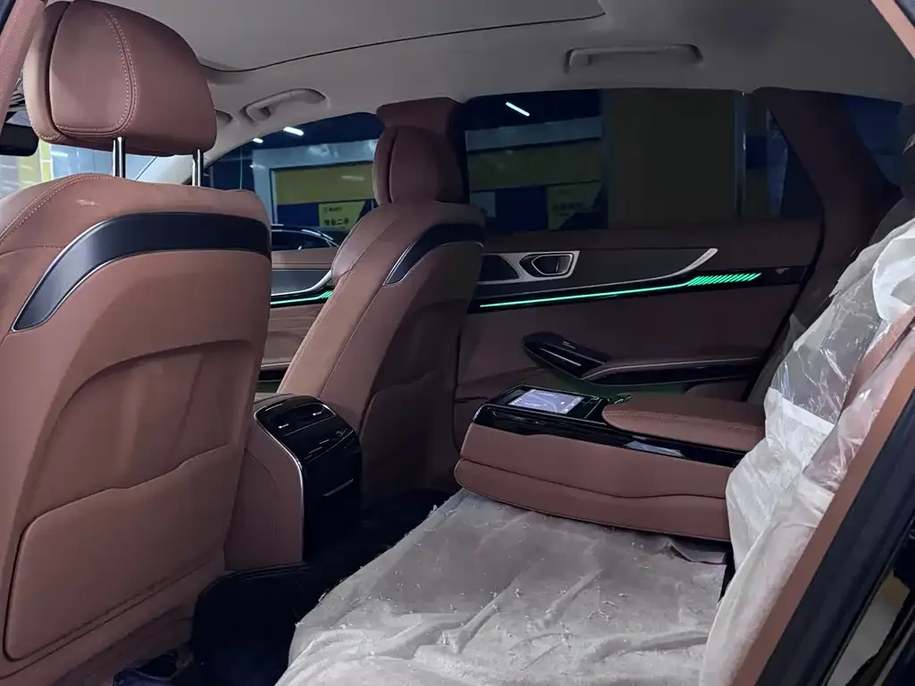 Hongqi H9 2025 из CN, фото 3