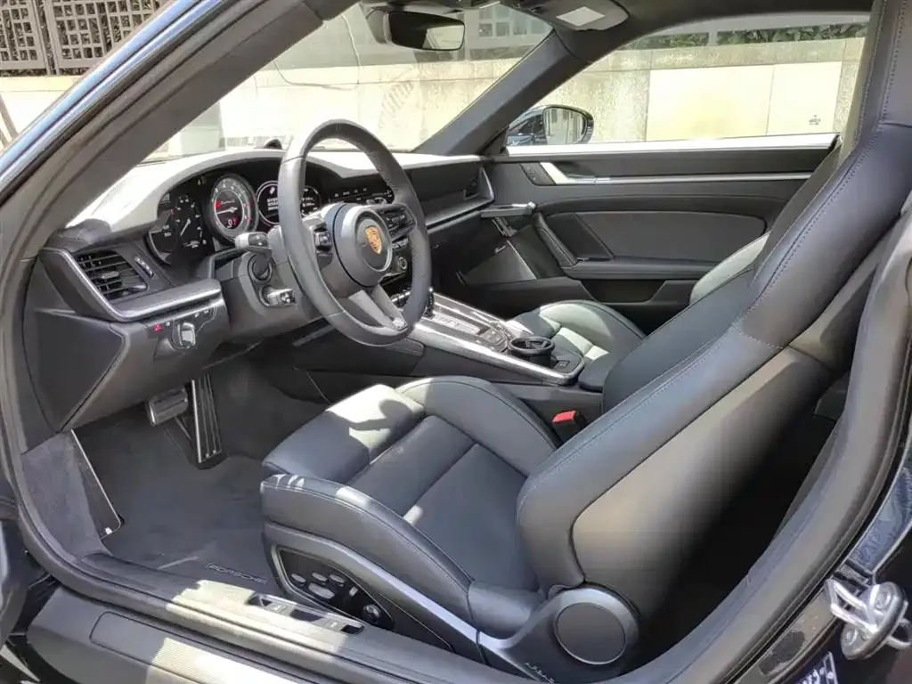 Porsche 911 2022 из CN, фото 6