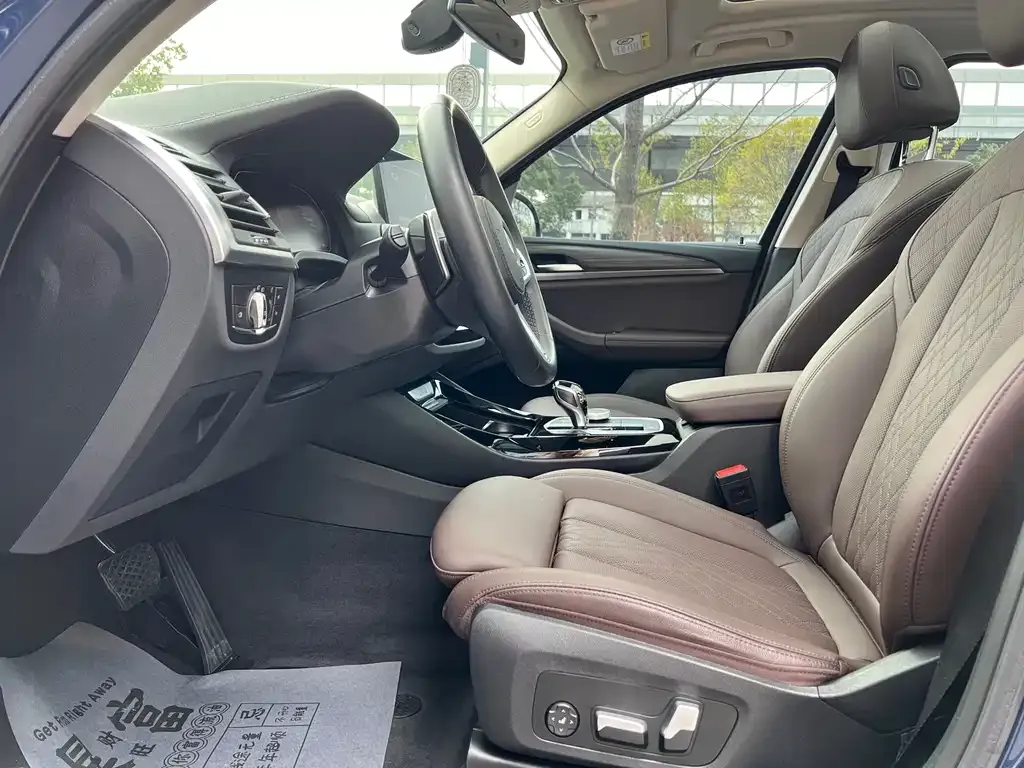 BMW X3 2022 из CN, фото 2