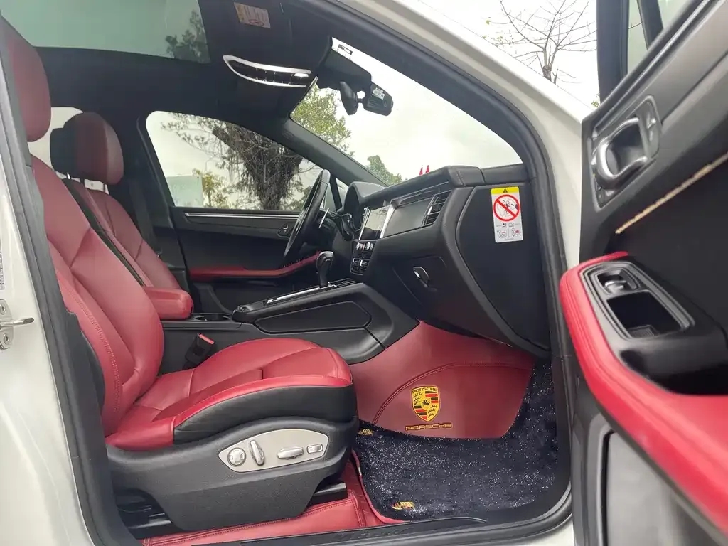 Porsche Macan 2023 из CN, фото 3