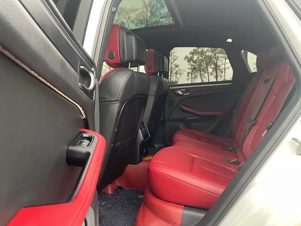 Porsche Macan 2023 из CN, фото 7