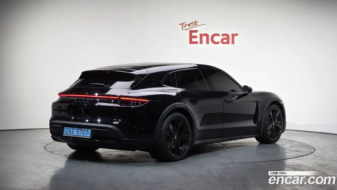 Porsche Taycan 2022 из KR, фото 3