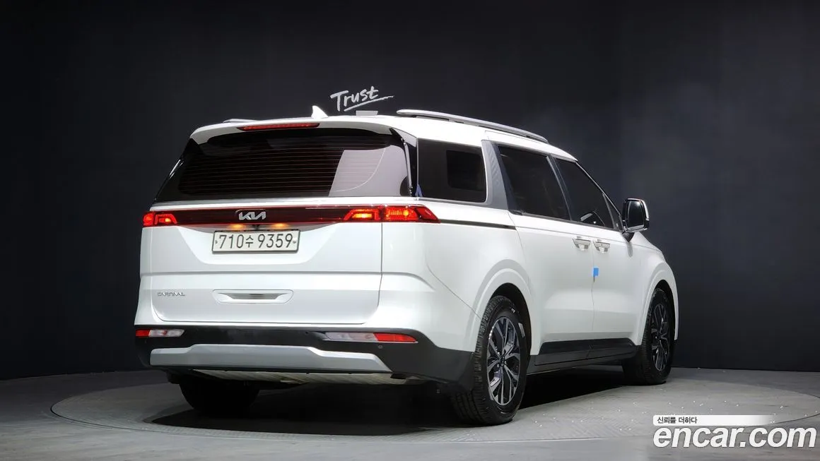Kia Carnival 2023 из KR, фото 2