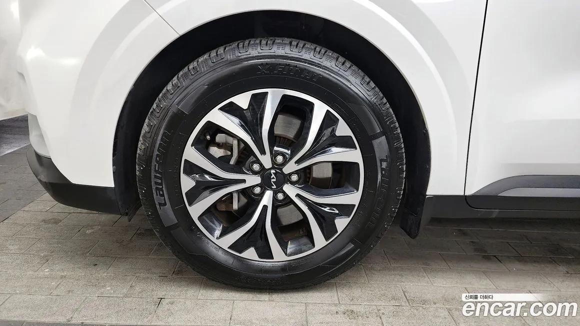 Kia Carnival 2023 из KR, фото 9