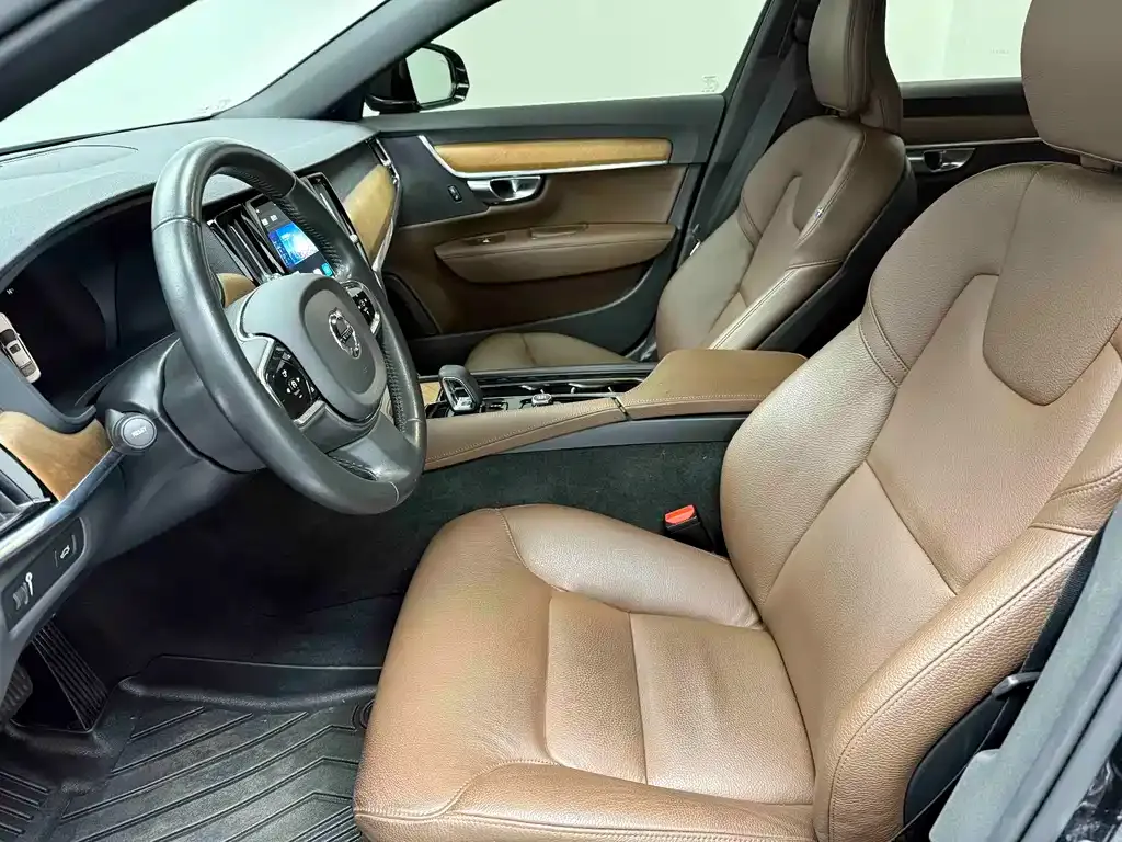 Volvo S90 2022 из CN, фото 7