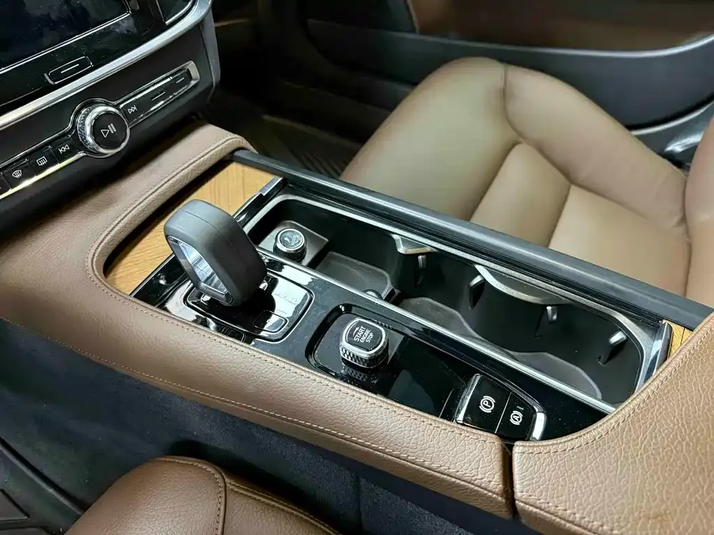 Volvo S90 2022 из CN, фото 6
