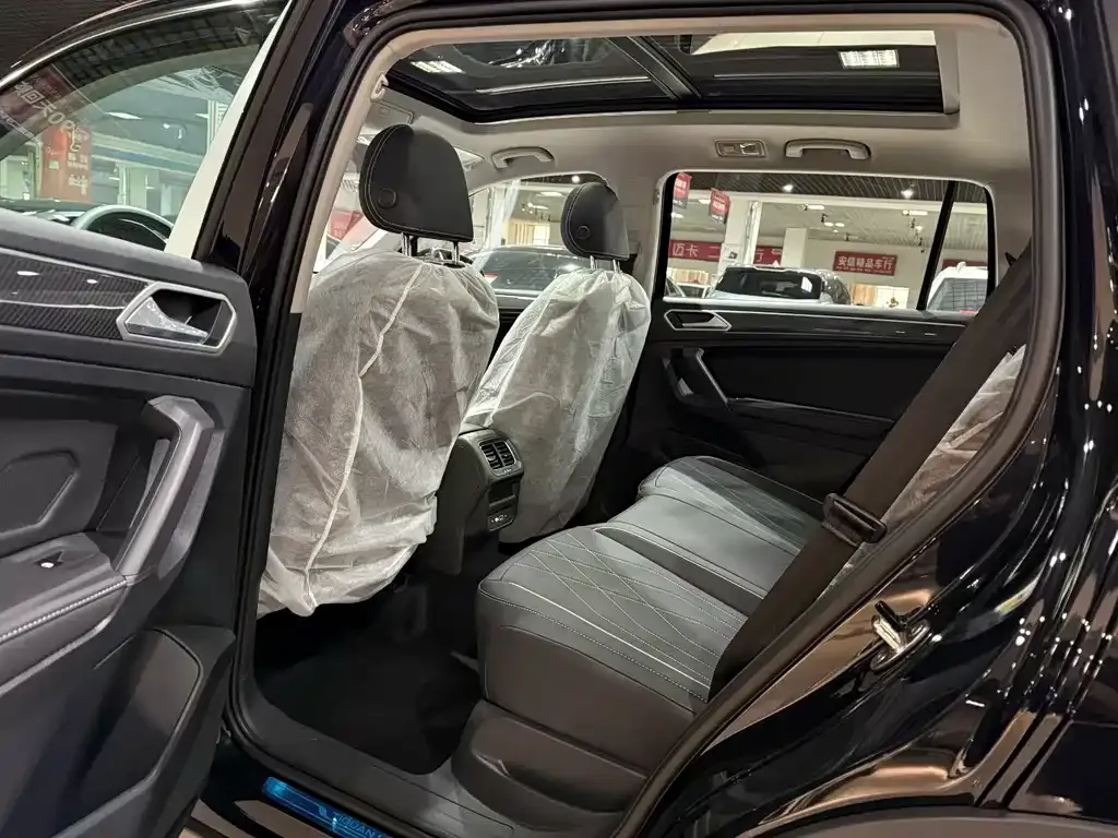 Volkswagen Tiguan L 2026 из CN, фото 4