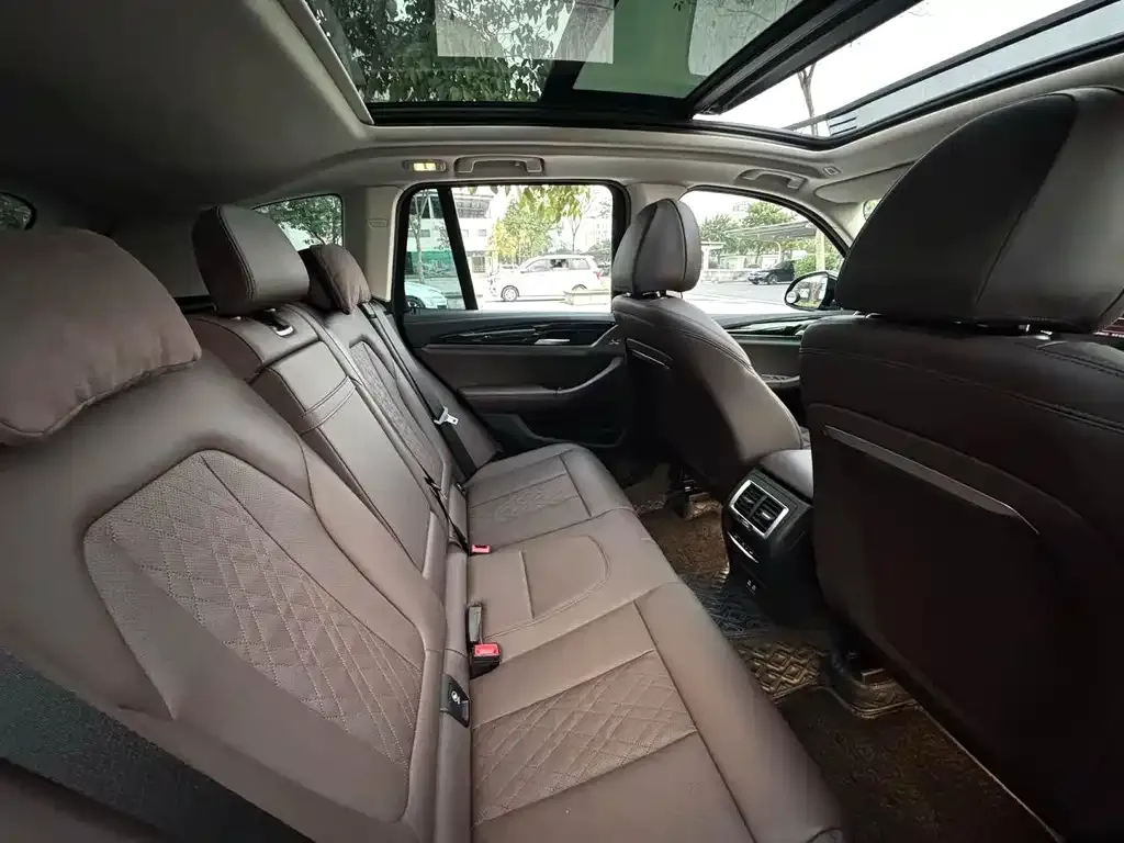 BMW X3 2022 из CN, фото 8