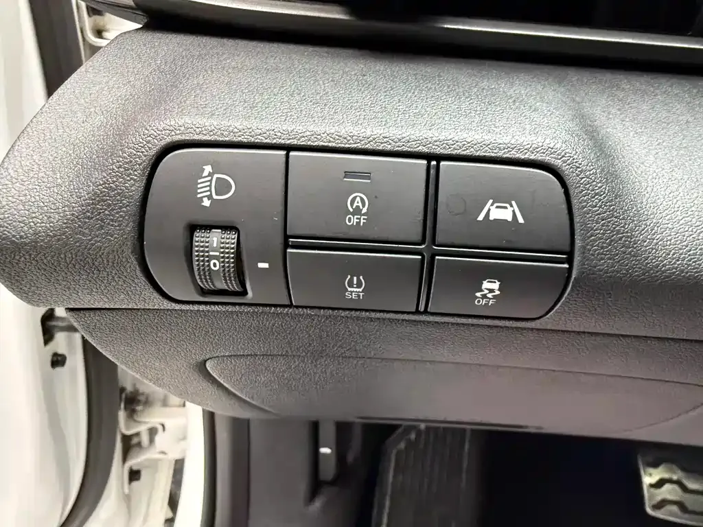 Hyundai Elantra 2022 из CN, фото 10