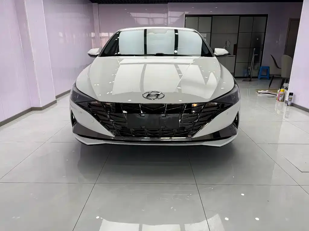 Hyundai Elantra 2022 из CN, фото 4