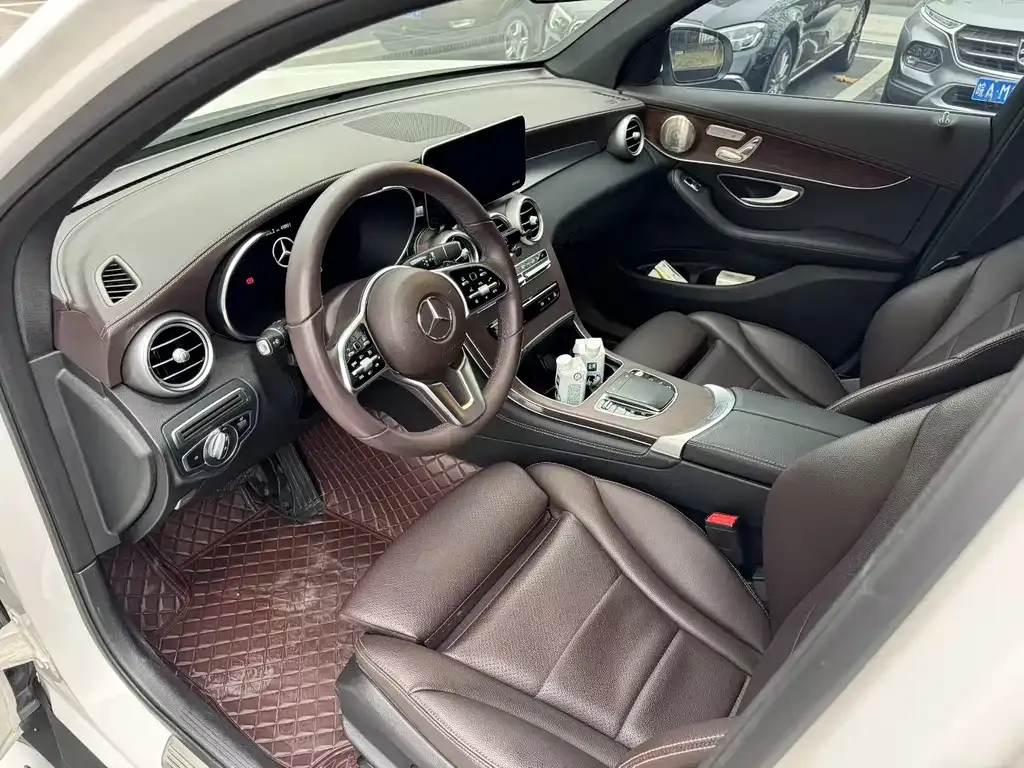 Mercedes-Benz GLC 2021 из CN, фото 2