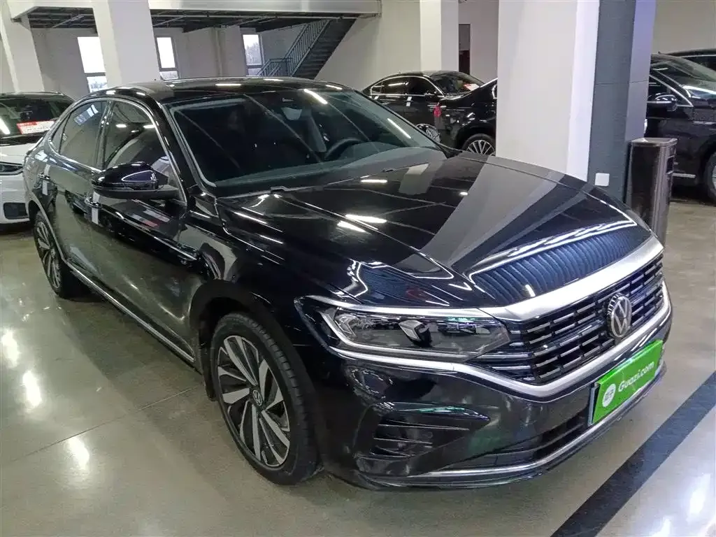 Volkswagen Passat 2022 из CN, фото 2
