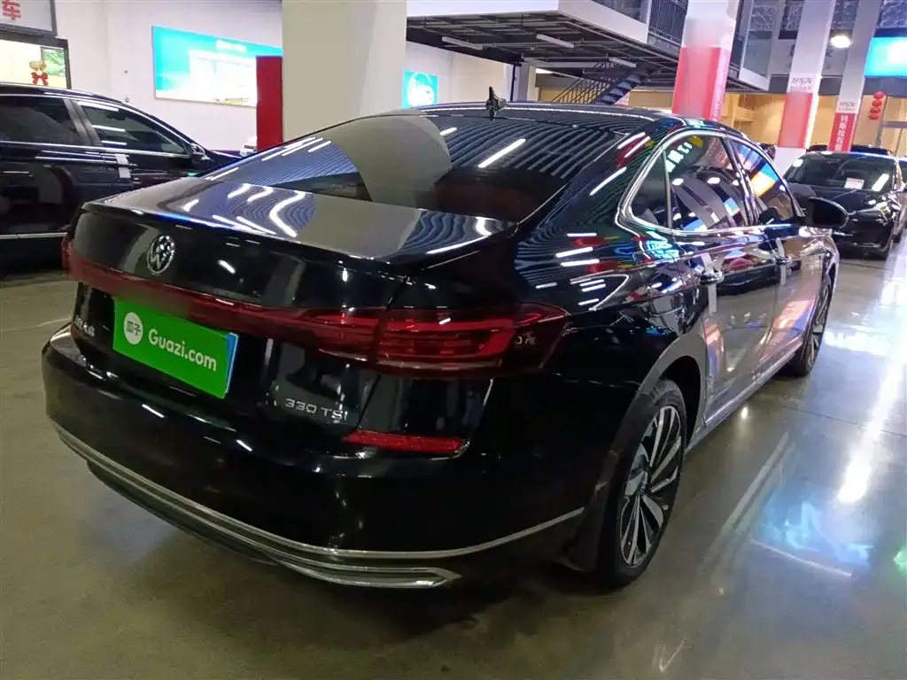 Volkswagen Passat 2022 из CN, фото 4