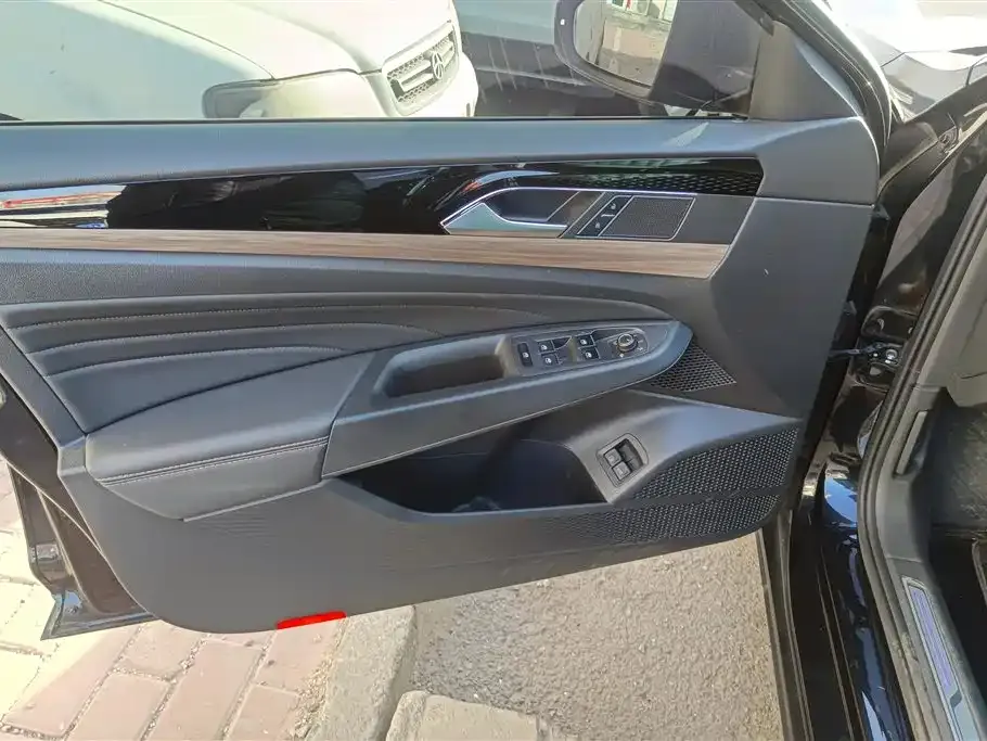 Volkswagen Passat New Energy 2021 из CN, фото 7