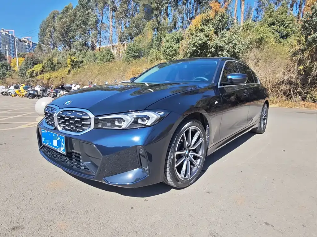 BMW 3 Series 2023 из CN, фото 1