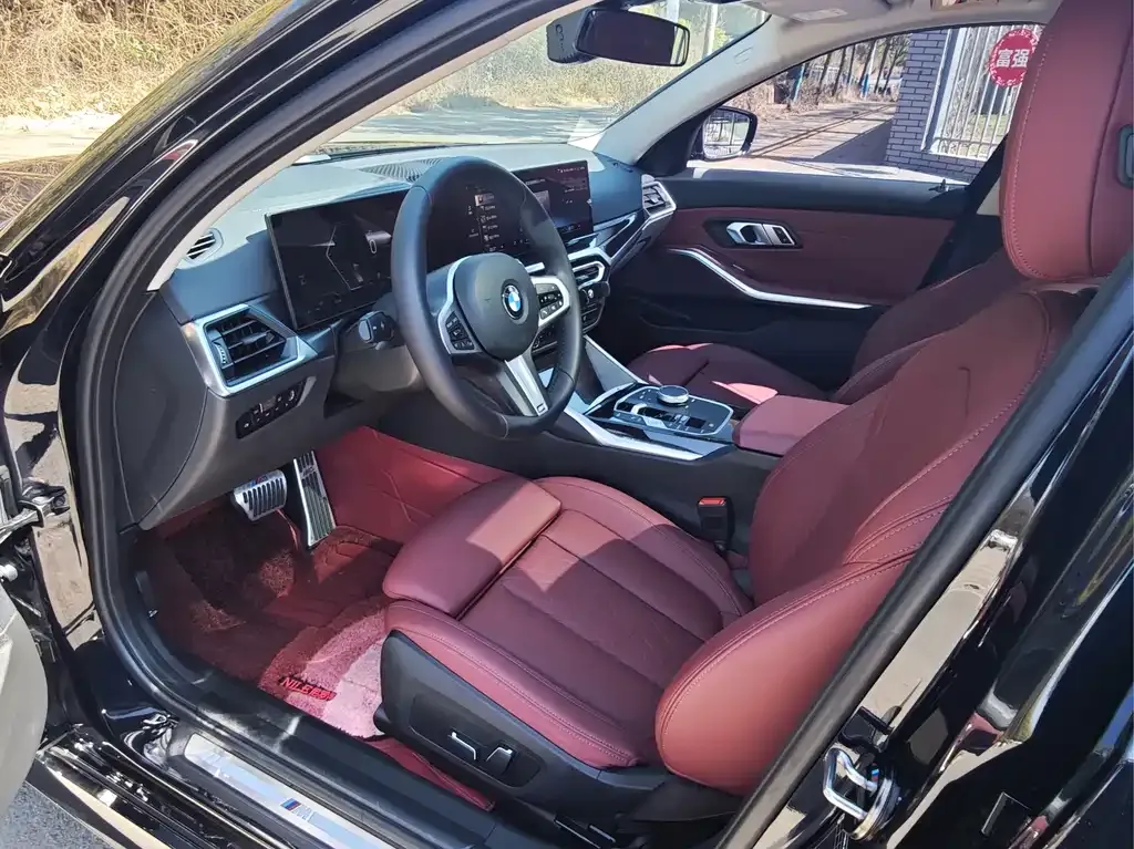 BMW 3 Series 2023 из CN, фото 8
