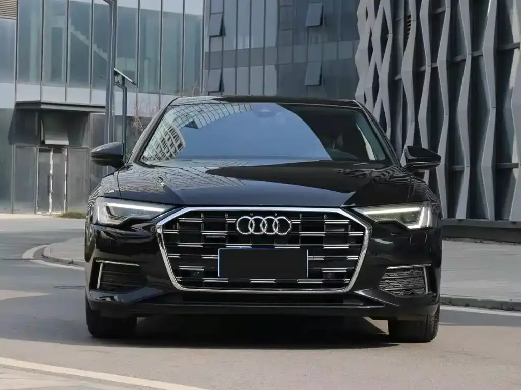 Audi A6L 2021 из CN, фото 6